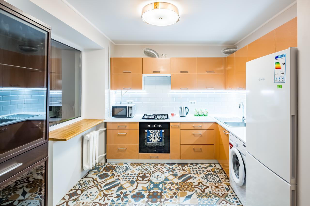 Bv Apartments Svobodu Avenue Λβιβ Εξωτερικό φωτογραφία
